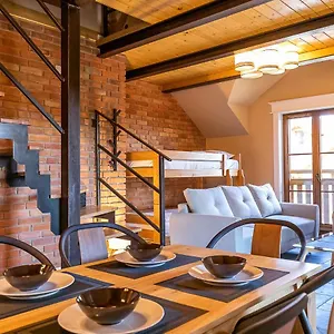 Rentplanet - Apartament Warynskiego , Szklarska Poręba Polska